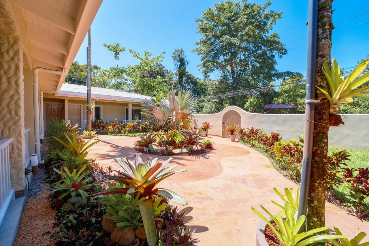 Villa Casa Azul & Arena Blanca Apartamentos Puerto Viejo de Talamanca Exterior photo
