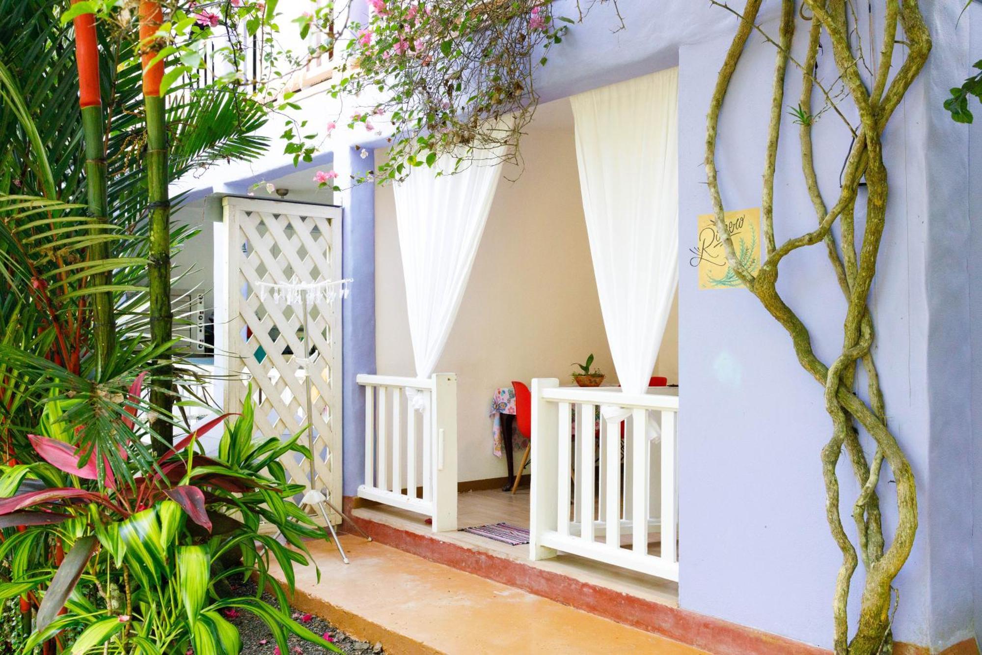 Villa Casa Azul & Arena Blanca Apartamentos Puerto Viejo de Talamanca Exterior photo